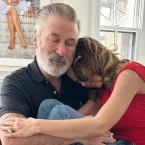 Alec Baldwin, pai de oito, deseja ter mais filhos, revela esposa