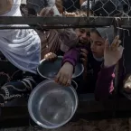Israel pede ao Hamas entre tr�gua e 'aniquila��o' enquanto a ONU alerta para a fome generalizada em Gaza