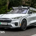 Uber antecipa a implanta��o de t�xis sem motorista no Reino Unido