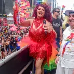 Famosos prestigiam Parada do Orgulho LGBT+ em São Paulo; veja fotos