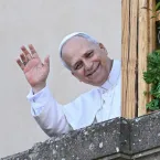 Jovens católicos se reúnem em Roma para vigília com o papa