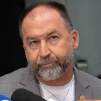 S�cios do Corinthians votam sobre impeachment de Augusto Melo