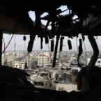 Israel ataca subúrbios da Cidade de Gaza e promete continuar com ofensiva