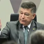Ministros convidados que faltarem à CPMI serão convocados, diz Viana