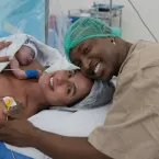 Nasce primeiro filho de Thiaguinho e Carol Peixinho