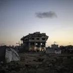 Novos ataques de Israel em Gaza matam ao menos 14 pessoas