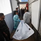 Israel entrega a Gaza os restos mortais de outros 45 palestinos