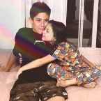 Netos de Elis Regina cantam cl�ssico gravado pela av�; v�deo