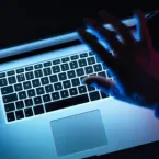 Pornografia online mostrando asfixia será tornada ilegal, diz o governo