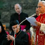 Papa Le�o XIV reza pela paz durante visita ao L�bano