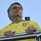 Bolsonaro inicia tratamento pós-operatório, diz Boletim Médico