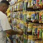 Preço de material escolar pode variar até 276% nas papelarias de SP