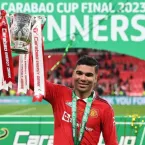 Casemiro anuncia sa�da do Manchester United
