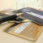 Brasil já tem mais de um cartão de crédito por pessoa