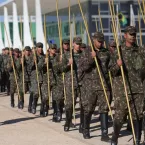 Forma��o militar: vagas fixas para negros, ind�genas e quilombolas