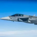 Embraer apresenta o primeiro caça Gripen produzido no Brasil