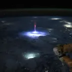 Raio azul rar�ssimo � registrado durante tempestade na Argentina