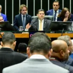 Câmara derruba veto de Lula à Dosimetria; votação segue para o Senado