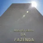 Bolsonaro recebe alta de hospital ap�s cirurgia no ombro