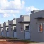 Vereadores tentam derrubar decreto do prefeito de Cuiab� sobre lotes pequenos e apontam risco para casas populares