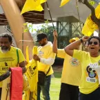 Camelôs protestam contra programa da prefeitura no Rio
