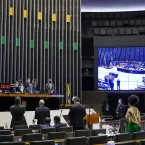 Dino cobra explicações de partidos sobre controle de emendas