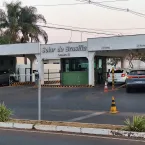 Moraes nega visita de Milei a Bolsonaro em prisão domiciliar