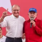 Lula vai � conven��o do PSB que confirma Alckmin como vice