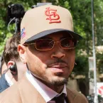 Chris Brown se declara culpado por briga em boate de Londres