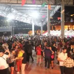 Fim de semana agitado em Campo Grande com shows, teatro e feiras