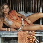 Bruna Lombardi completa 75 anos com novo livro e beleza que encanta gera��es