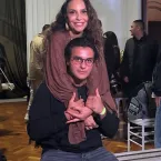 Ivete Sangalo curte balada na França com novo namorado e filho