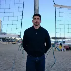 Cauã Reymond explica nudez masculina em série e diz que corpo do homem também é objetificado
