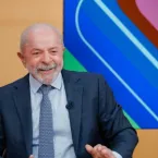 PT confirma Lula candidato à reeleição neste domingo