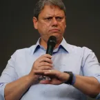 Greve dos trens em SP continua; rodízio de carros segue suspenso