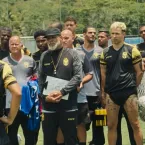 Ator argentino larga escrit�rio e brilha em 'Jogada de Risco'