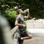 Treino exige cuidados com cabelo, barba e couro cabeludo