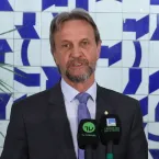 Líder do PT passa mal e Câmara suspende votações