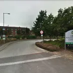 Jovem soldado denuncia estupro coletivo por colegas em colégio militar britânico