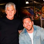 Cristiano Ronaldo apoia Messi após morte de seu pai; veja