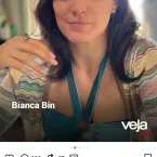 Bianca Bin rebate crítica de falta de carisma e alfineta revista
