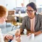 Mulheres lideram compra de imóveis e já são até 49% dos financiamentos