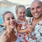Kate Lawler revela que fez terapia de casal durante as férias