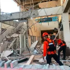 Novo terremoto de magnitude 6,9 atinge a Indonésia