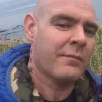 Pol�cia ca�a suspeito ap�s dois homens serem encontrados mortos em Glasgow