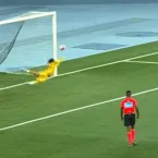 Jovem goleiro � afastado do Botafogo por indisciplina; av� confirma