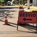 Trânsito de Campo Grande terá bloqueios para desfile de aniversário; veja onde