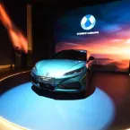 Denza chega com carros de luxo e recarga em minutos no Brasil