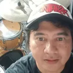 Baterista morre ao vivo durante festival de rock na Mal�sia