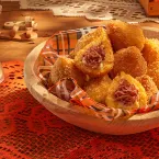 Receita simples de Coxinha de Cuscuz com Carne Seca